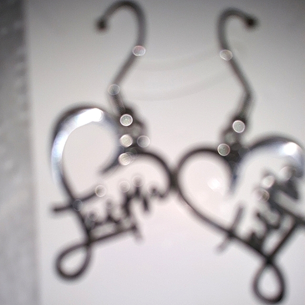 Cross Necklace Silver‎ Pendant (1 ) Faith or Grace, Pendant 18-22’chain NEW - Picture 3 of 10